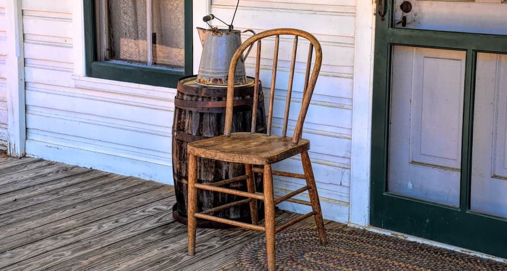 Antique Chairs Thumbnail